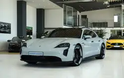 Porsche Taycan Sport Turismo GTS*1.HD*BEIFAHRER DISPLAY*