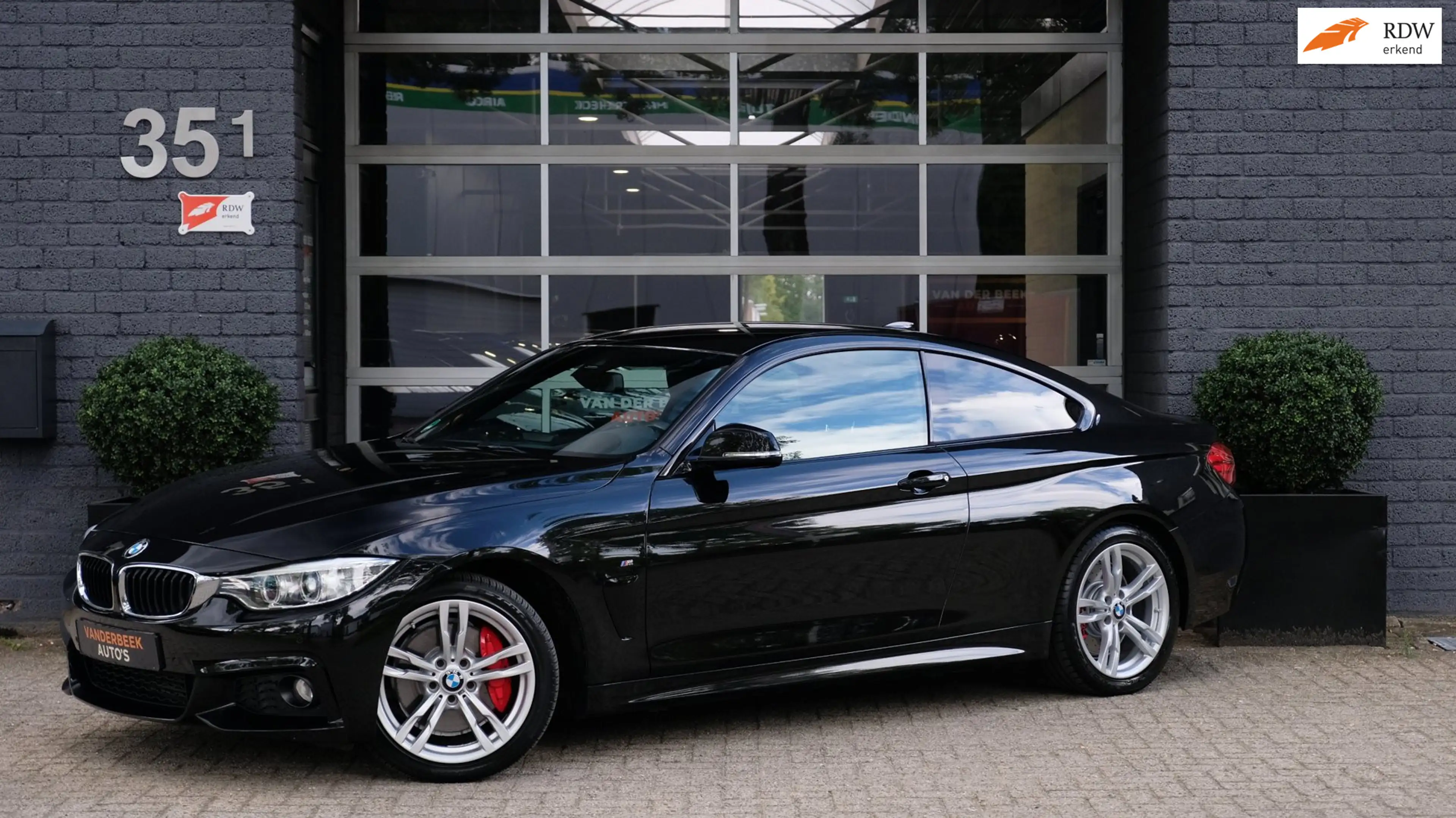 BMW 435 4-serie Coupé 435i M-Sport | H/K | HUD | Leder | O