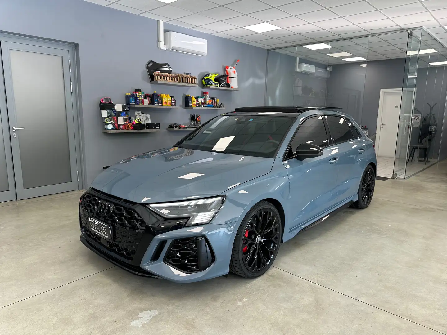 Audi RS3 RS3 Sportback 2.5 tfsi quattro s-tronic Grau - 1