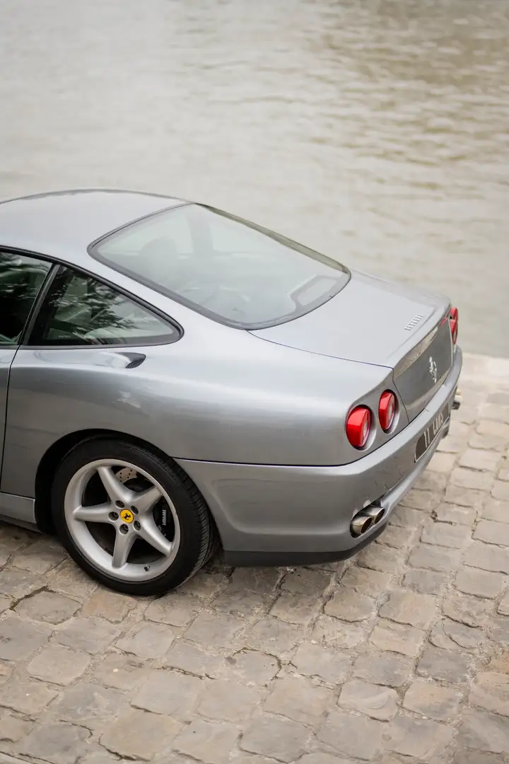 Ferrari 550 Gris - 2