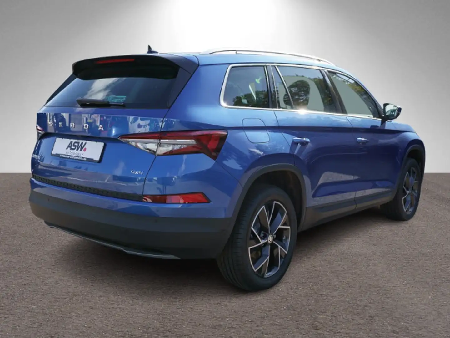 Skoda Kodiaq Style 4x4 2,0TDI DSG LED Pano StandHZ AHK Blau - 2