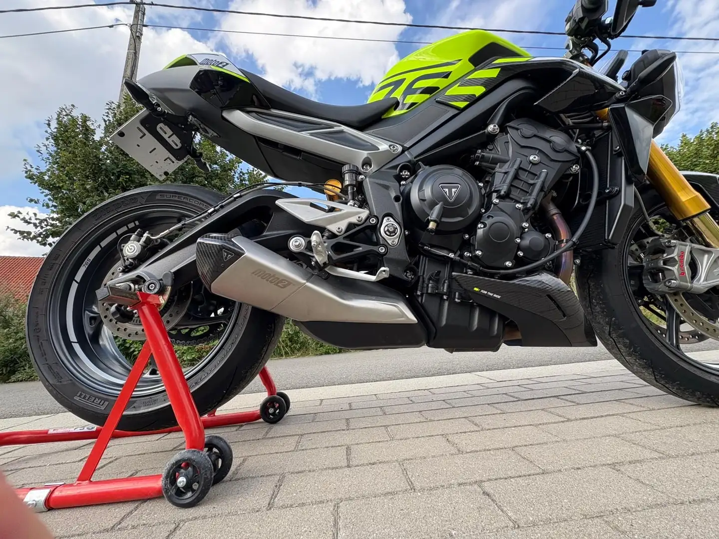 Triumph Street Triple 765 moto2 - 1