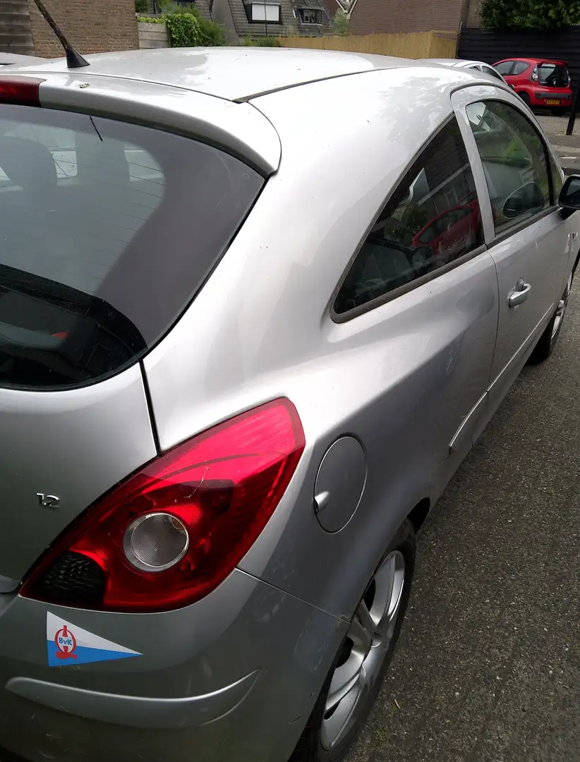 Opel Corsa Corsa 1.2-16V Enjoy Grijs - 1