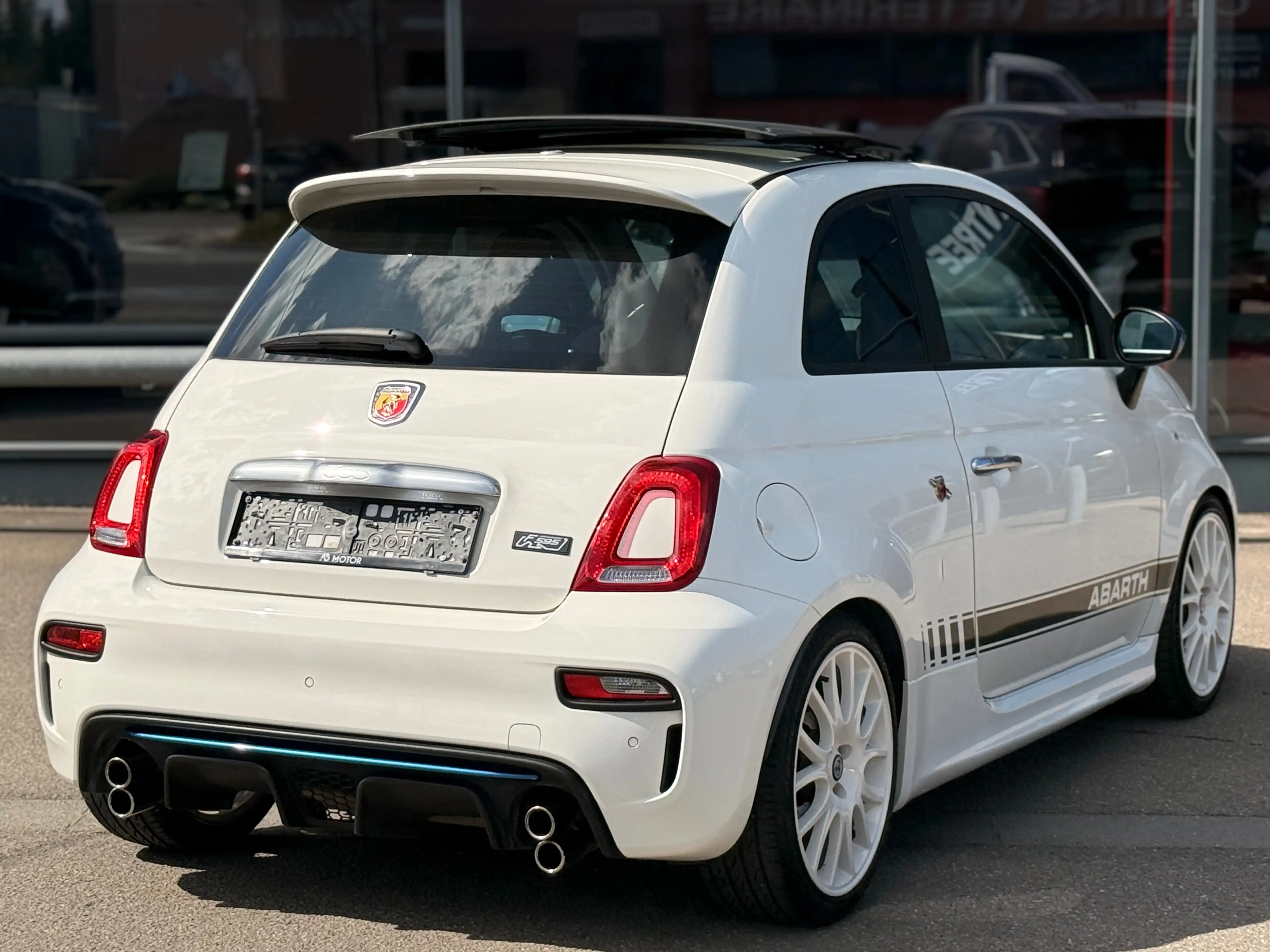 Fiat 500 Abarth F595 PISTA 120KW 1RE MAIN PANO SIEGES SABELT ECHAPP. RECORD MONZA — photo 6