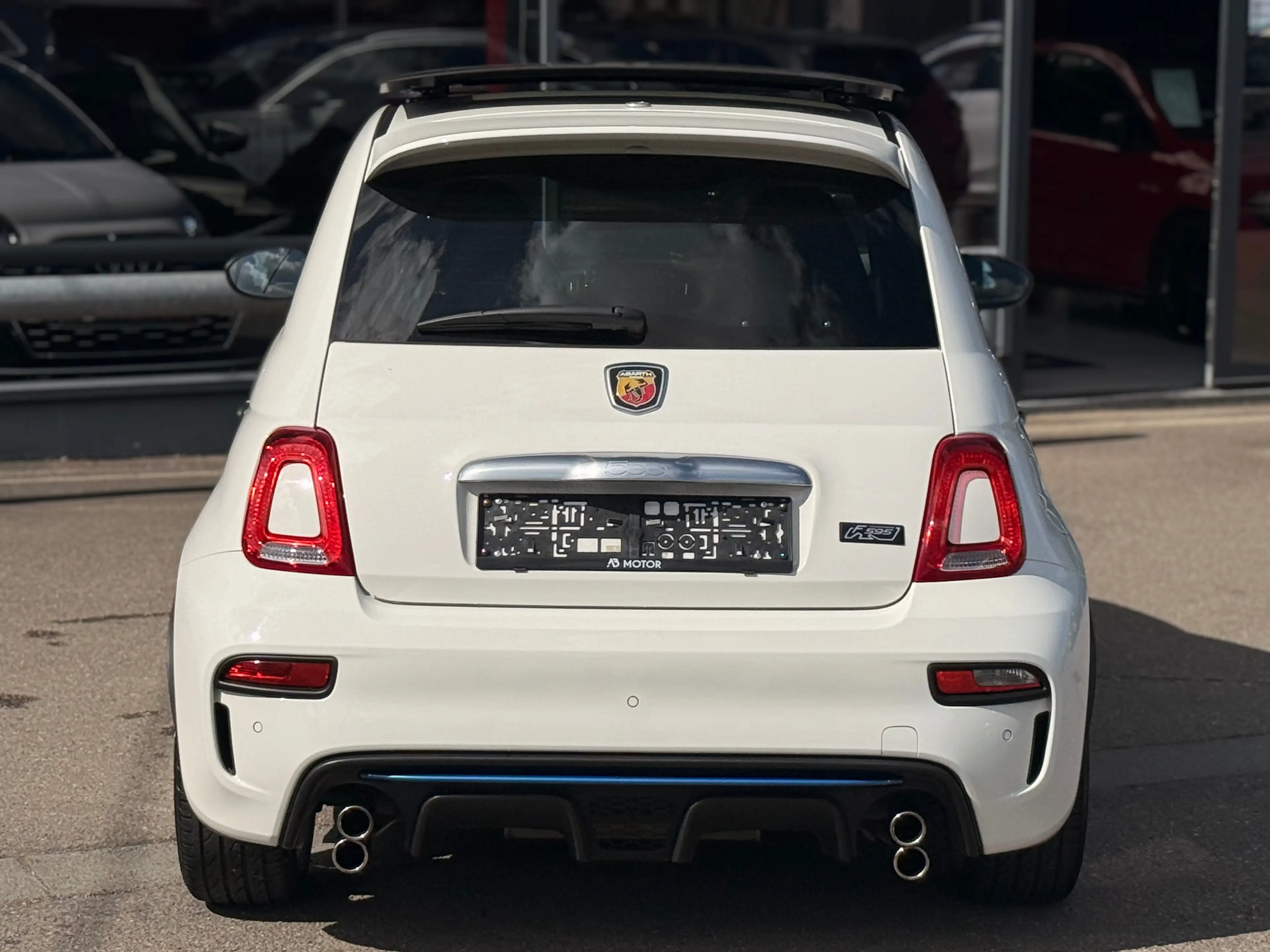 Fiat 500 Abarth F595 PISTA 120KW 1RE MAIN PANO SIEGES SABELT ECHAPP. RECORD MONZA — photo 7
