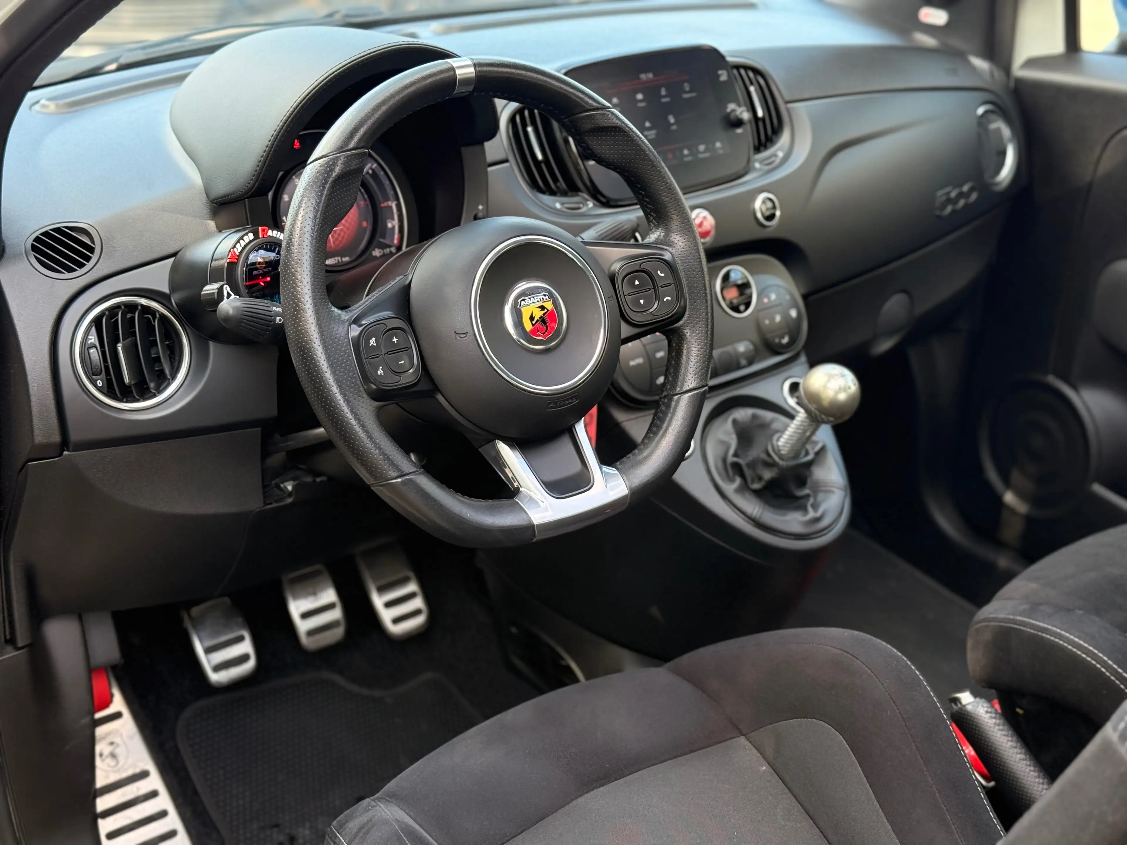 Fiat 500 Abarth F595 PISTA 120KW 1RE MAIN PANO SIEGES SABELT ECHAPP. RECORD MONZA — photo 10