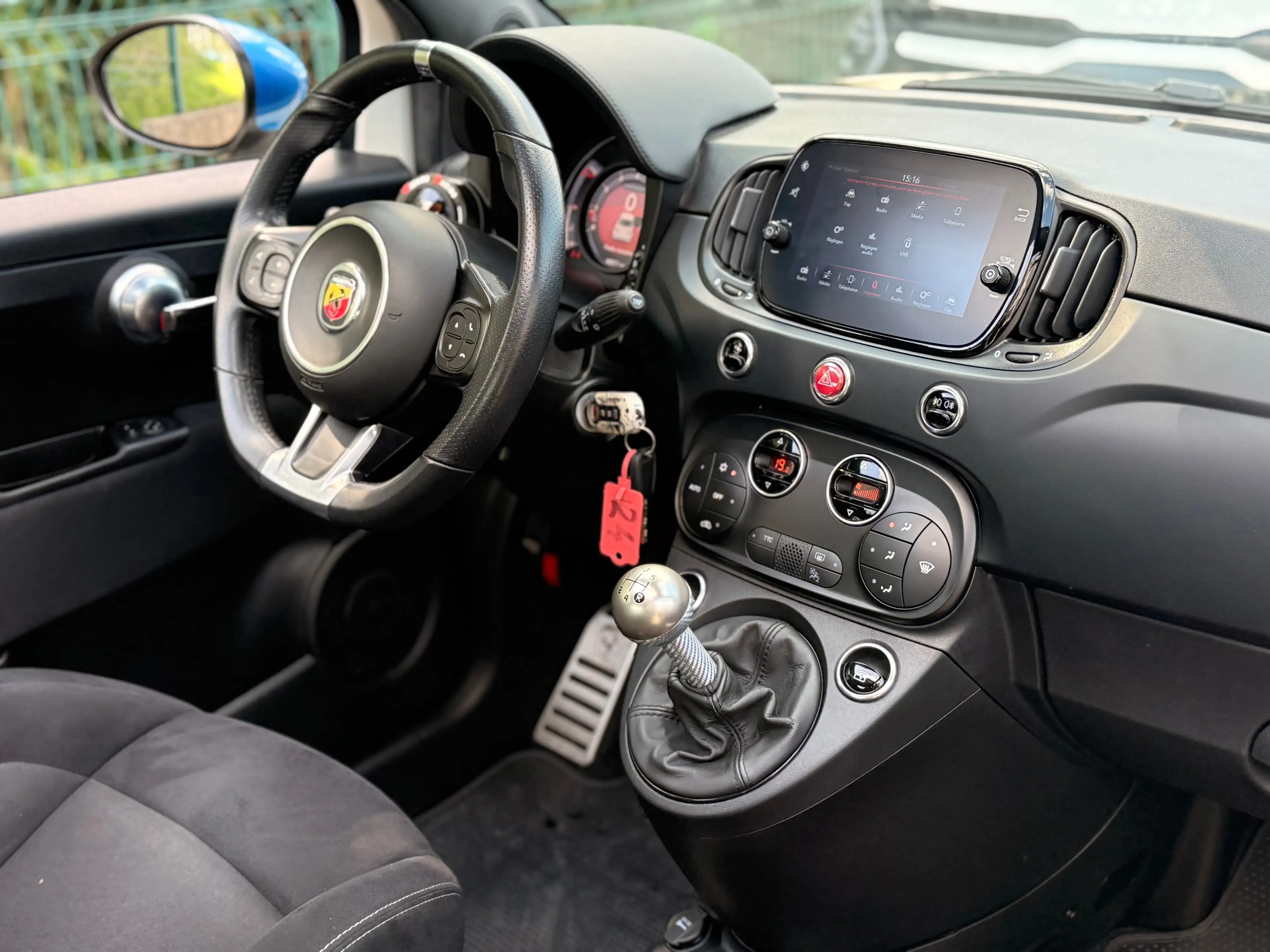 Fiat 500 Abarth F595 PISTA 120KW 1RE MAIN PANO SIEGES SABELT ECHAPP. RECORD MONZA — photo 13