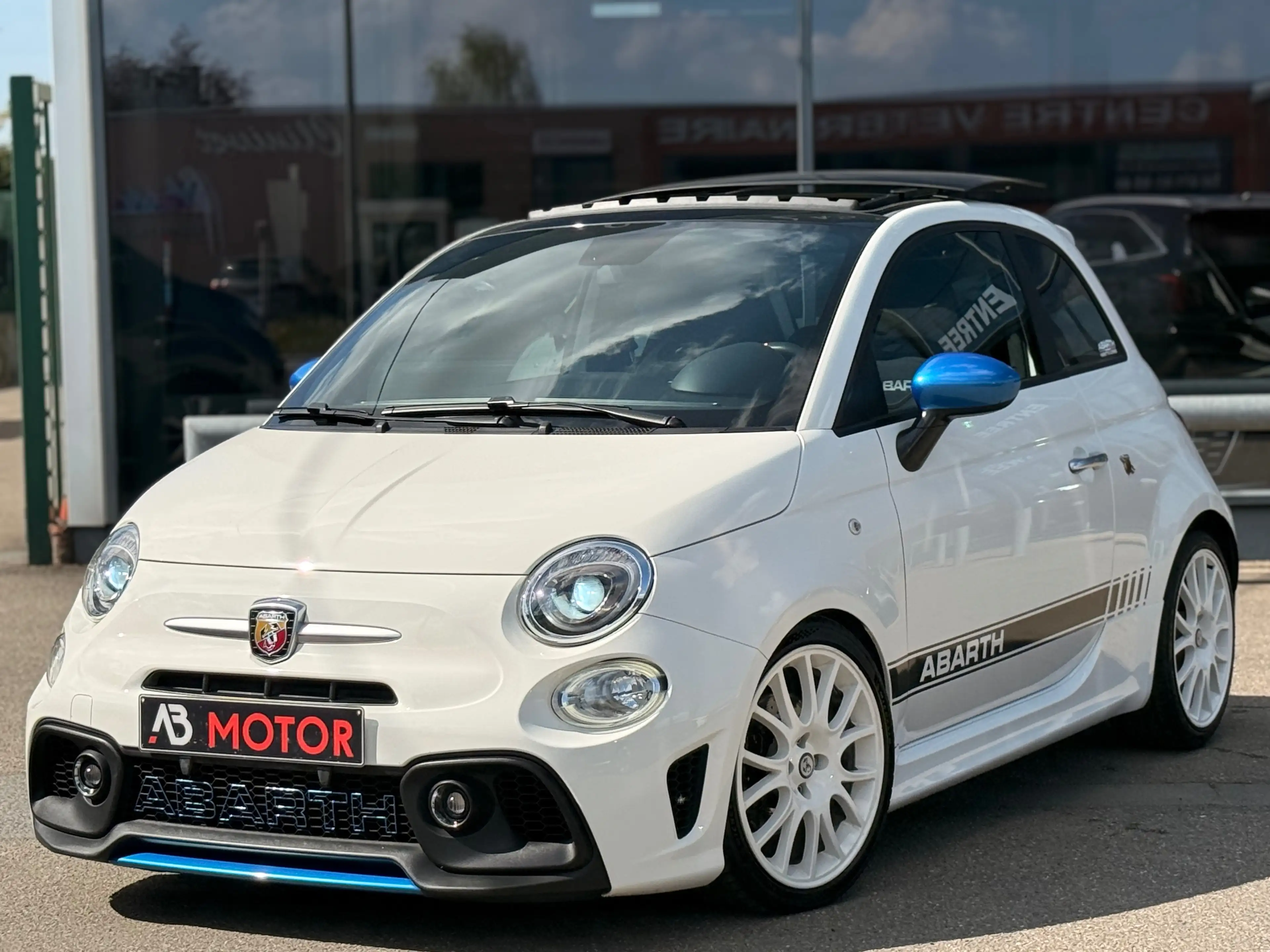 Fiat 500 Abarth F595 PISTA 120KW 1RE MAIN PANO SIEGES SABELT ECHAPP. RECORD MONZA — photo 3