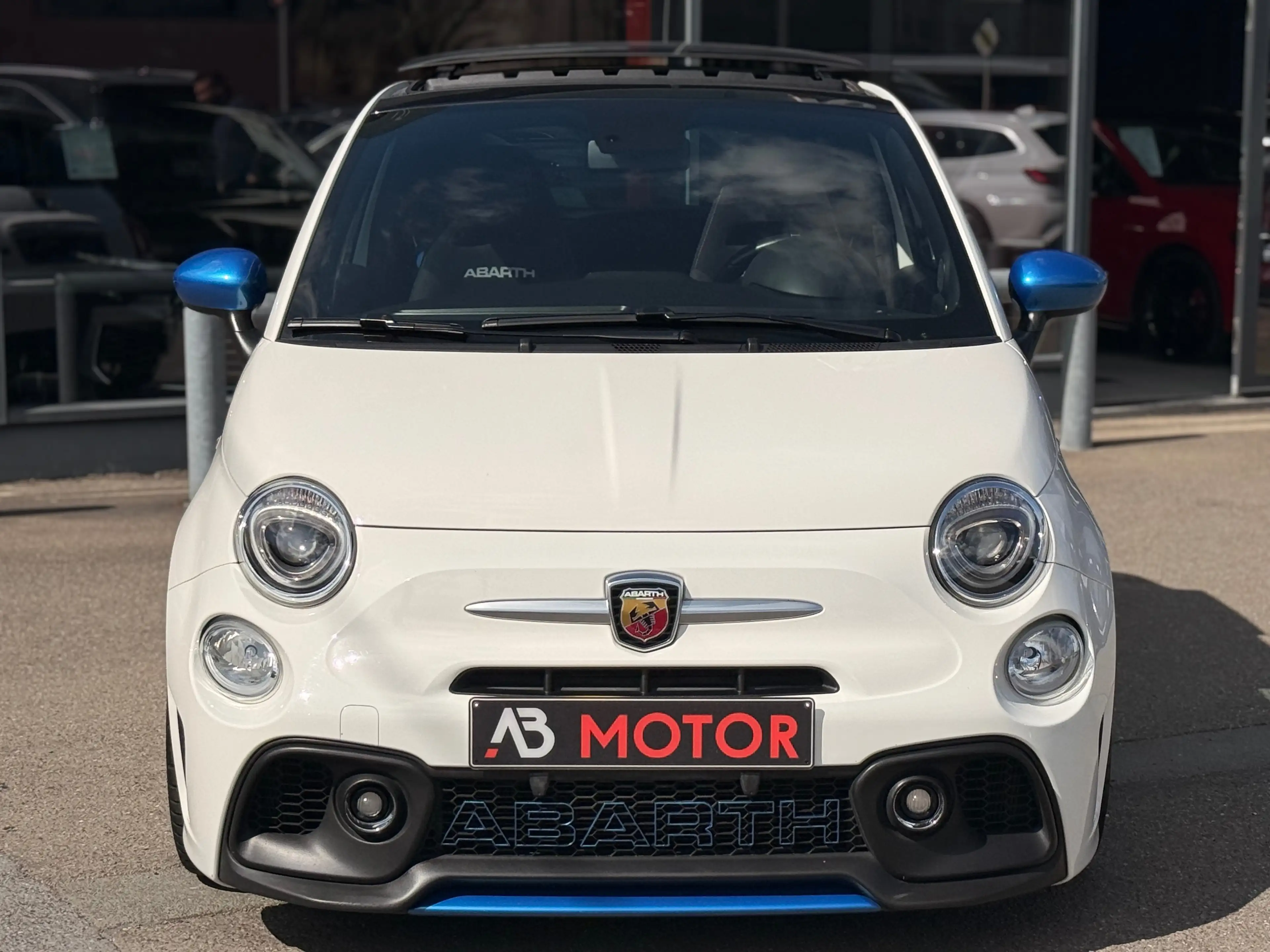 Fiat 500 Abarth F595 PISTA 120KW 1RE MAIN PANO SIEGES SABELT ECHAPP. RECORD MONZA — photo 2