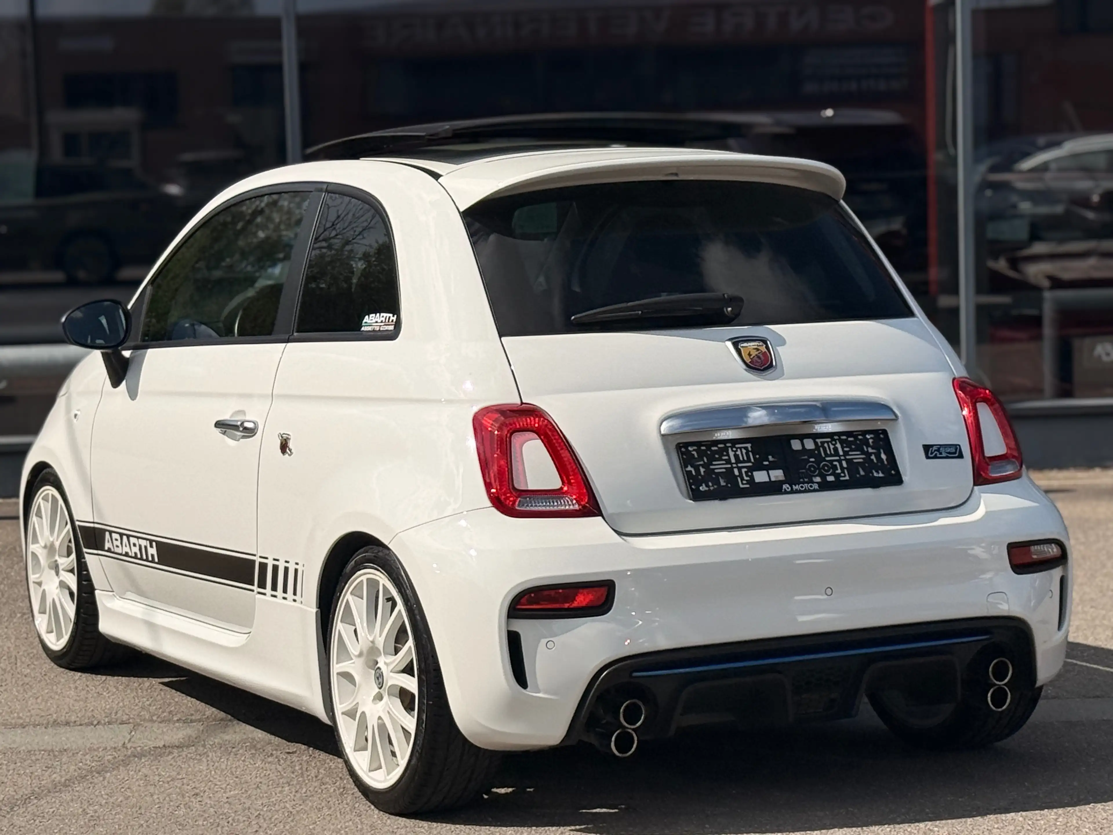 Fiat 500 Abarth F595 PISTA 120KW 1RE MAIN PANO SIEGES SABELT ECHAPP. RECORD MONZA — photo 8