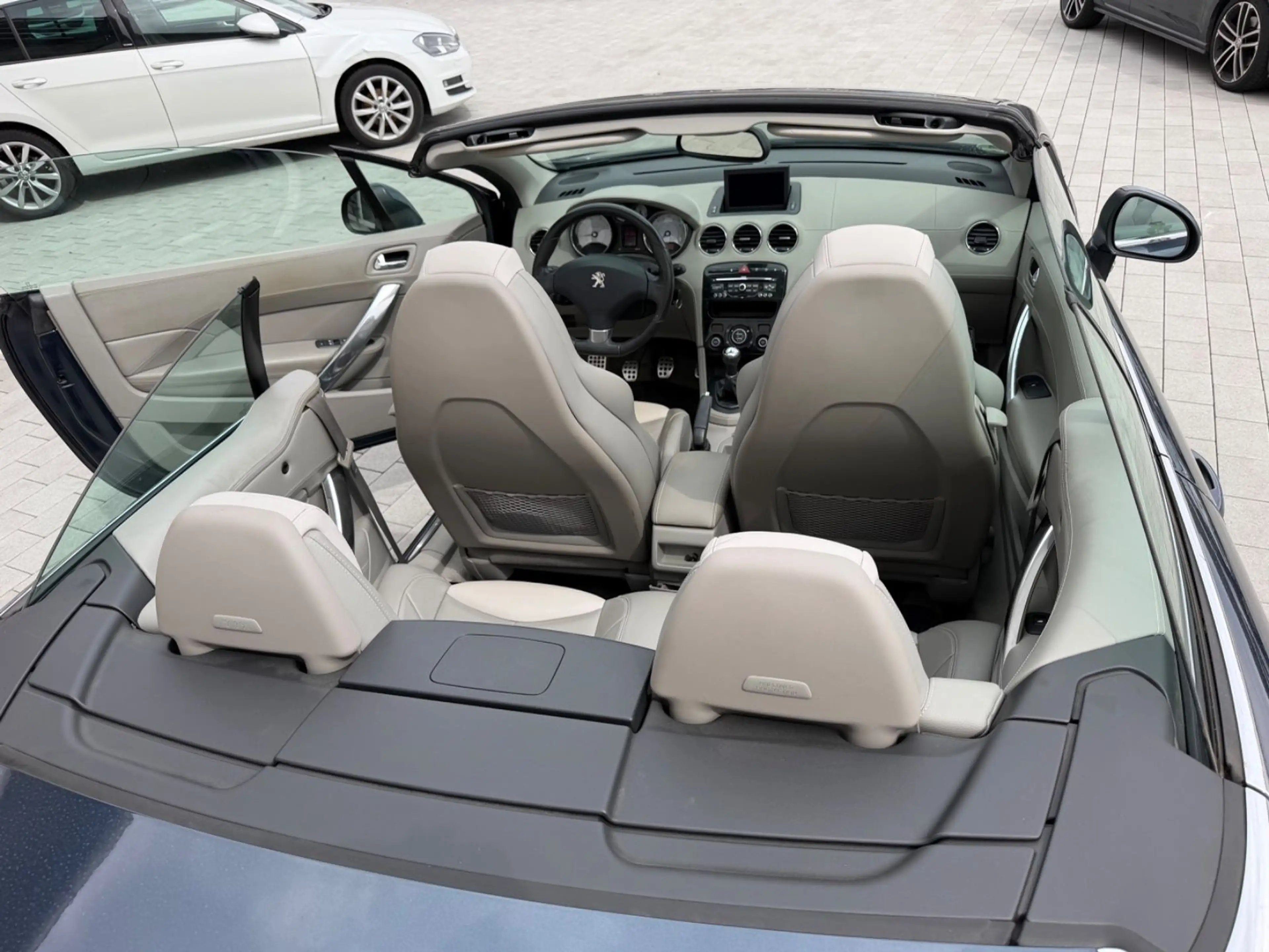 Peugeot 308 CC Cabrio-Coupe Active Sport Leder Klima PDC — photo 2
