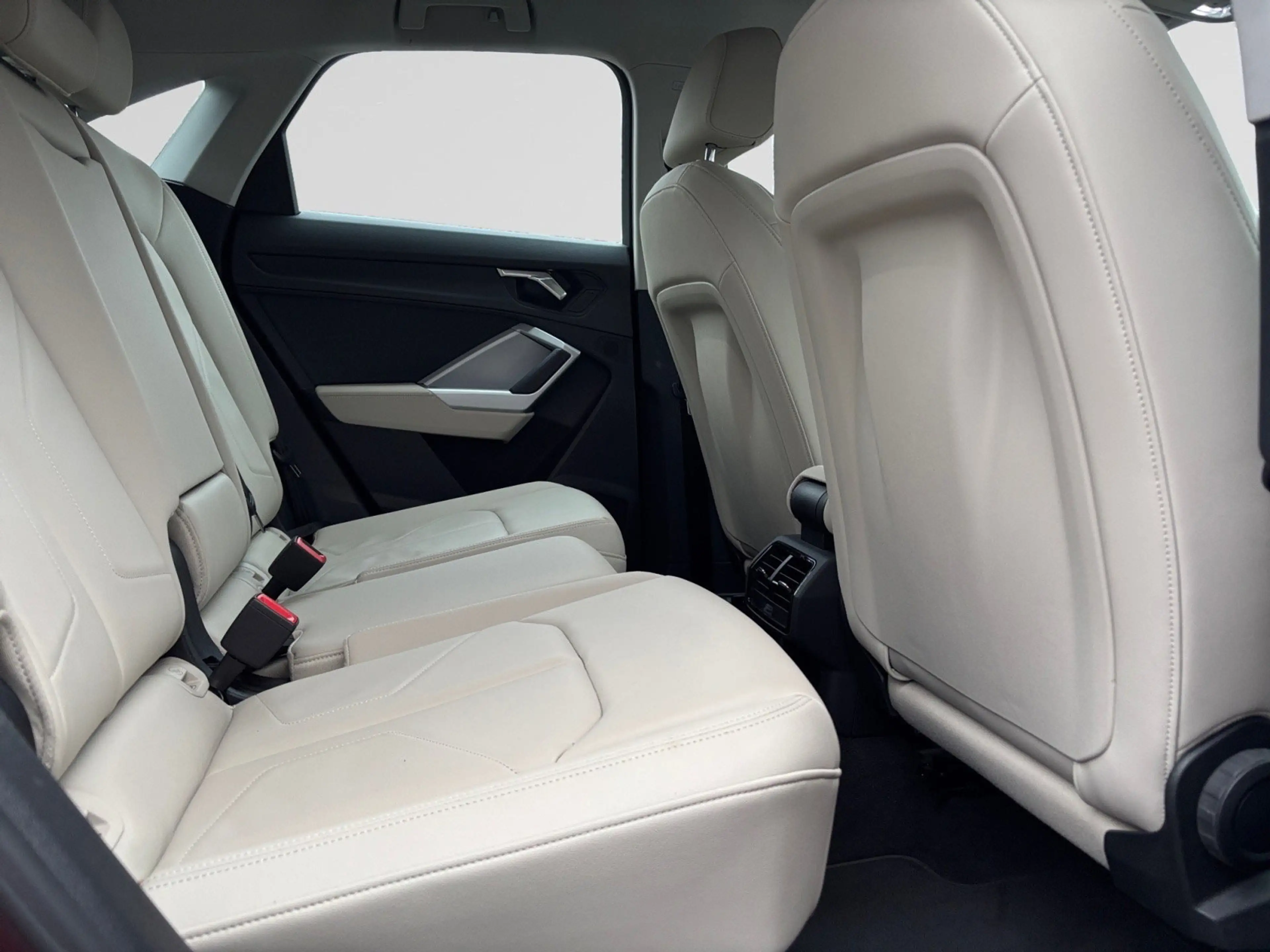 Audi Q3 Audi Q3 Sportback Business edition S line 35 TDI  110(150) kW(ch) S tronic — photo 9