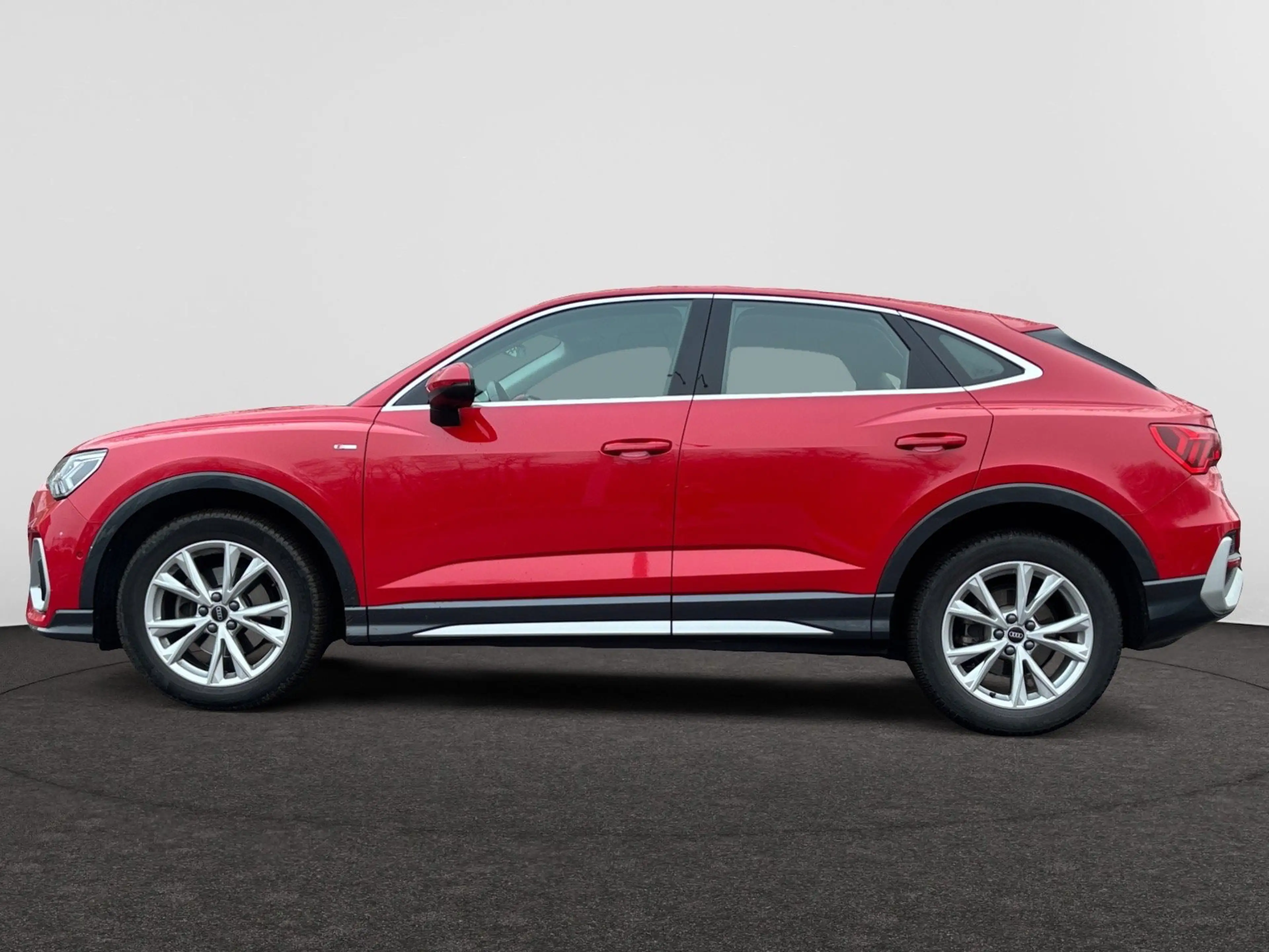 Audi Q3 Audi Q3 Sportback Business edition S line 35 TDI  110(150) kW(ch) S tronic — photo 13