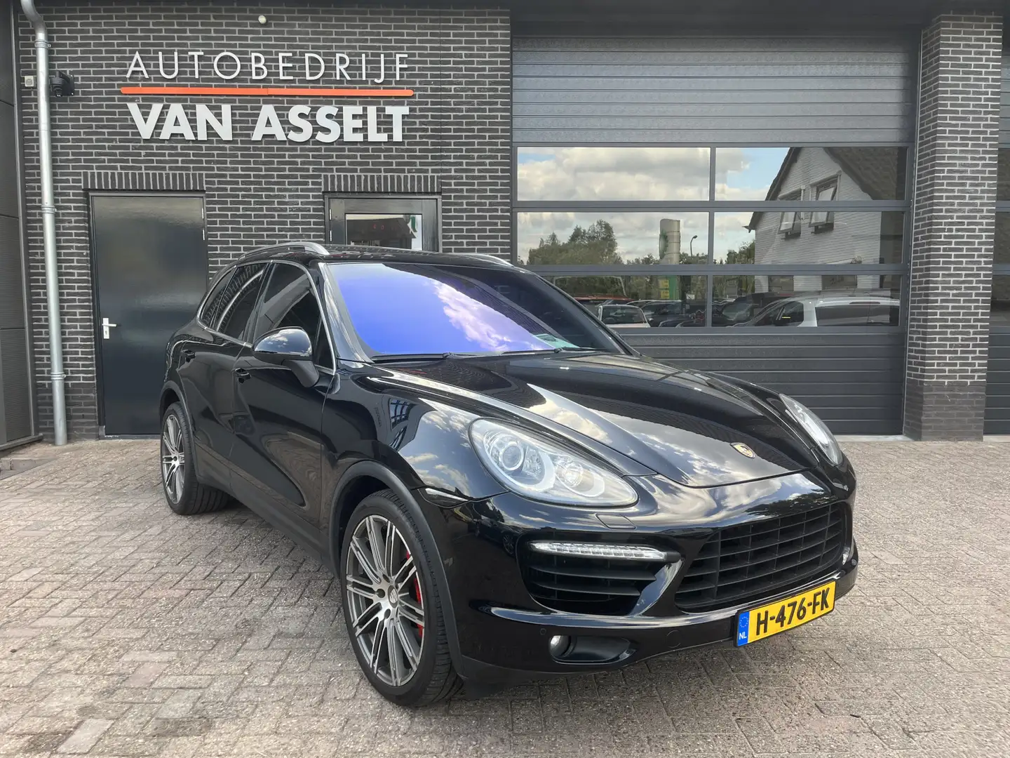 Porsche Cayenne 4.8 Turbo Panoramadak , Leer , Camera Noir - 1