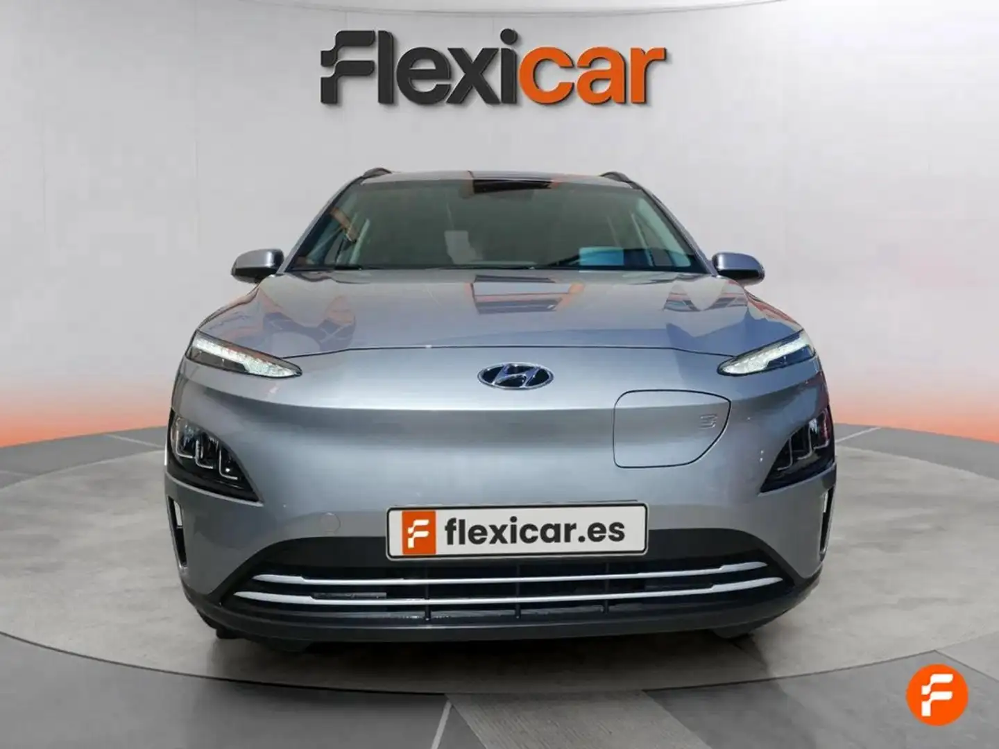 Hyundai KONA EV 100kW 39kWh Maxx Gris - 2