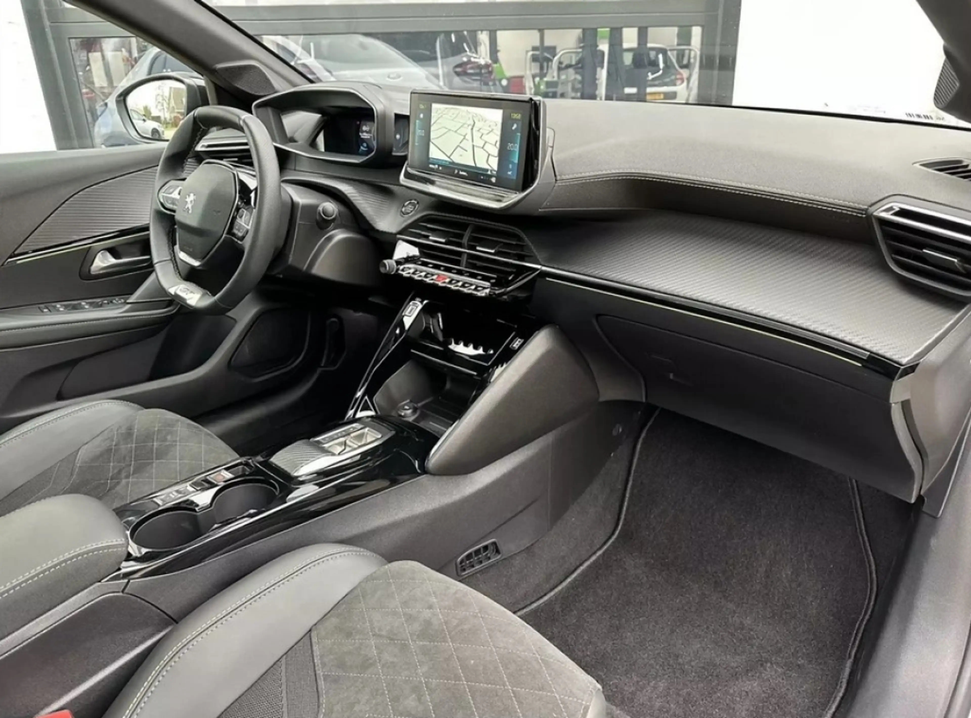 Peugeot e-208 EV 50kWh 136pk GT Pack — photo 7