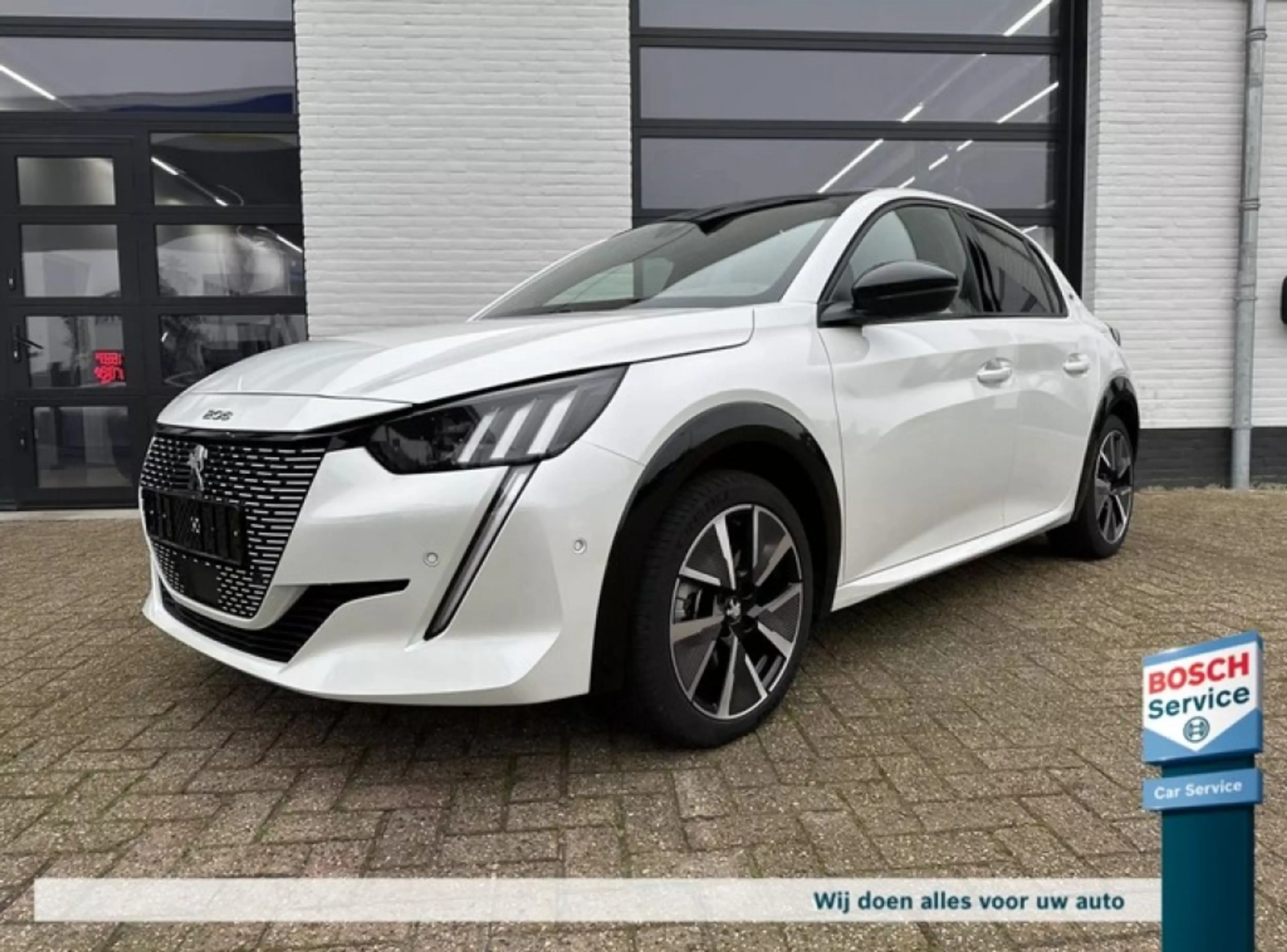 Peugeot e-208 EV 50kWh 136pk GT Pack