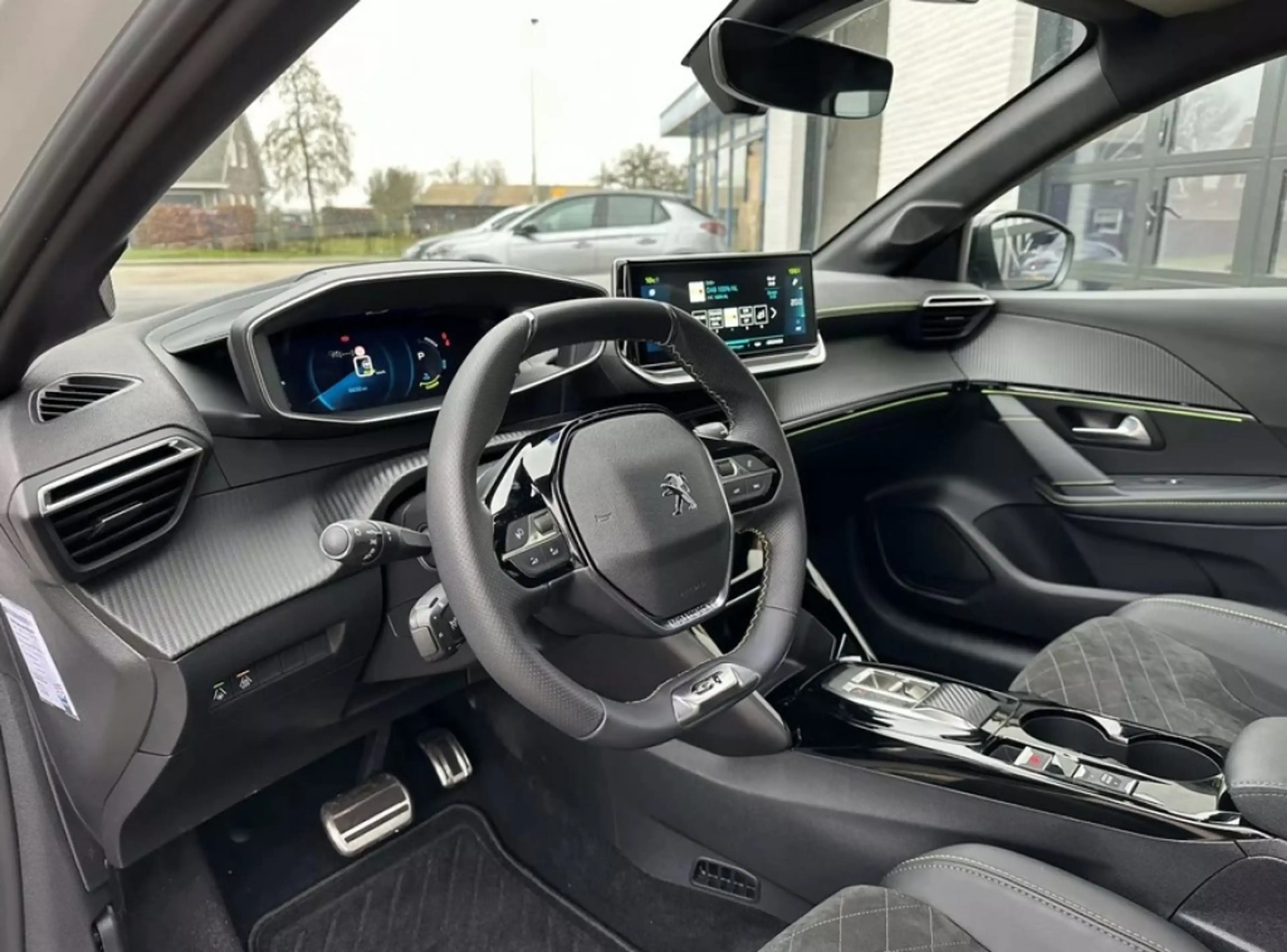 Peugeot e-208 EV 50kWh 136pk GT Pack — photo 6