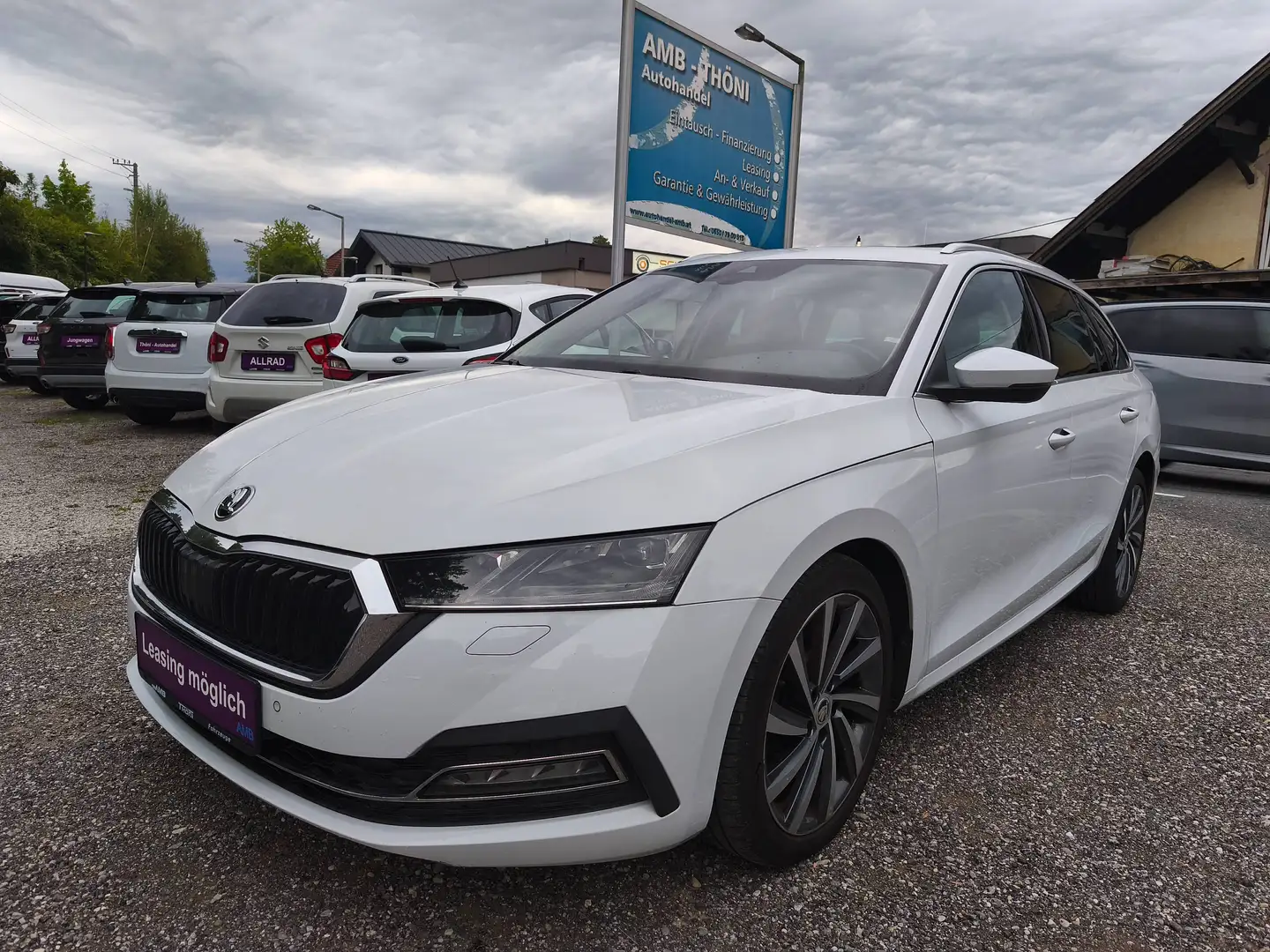 Skoda Octavia 2,0 TDI Premium,* ACC, Leder, LED, Panorama,...* Weiß - 2