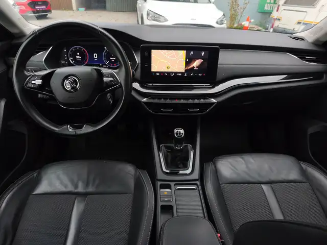 Skoda Octavia view 23