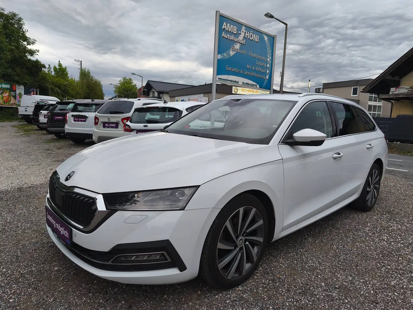 Skoda Octavia 2,0 TDI Premium,* ACC, Leder, LED, Panorama,...* Weiß - 1