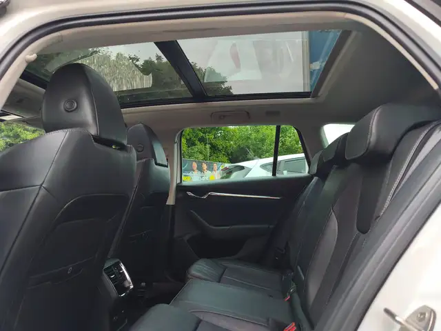 Skoda Octavia view 18