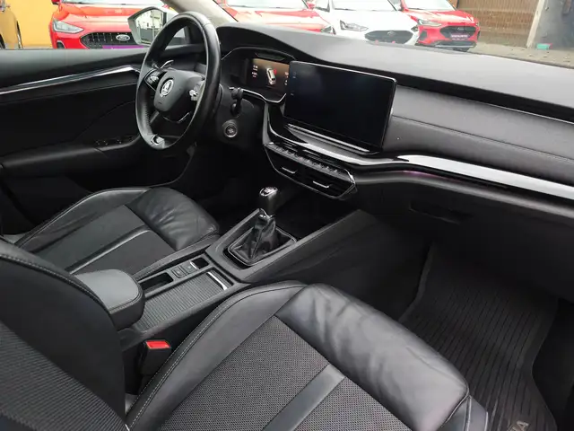 Skoda Octavia view 21