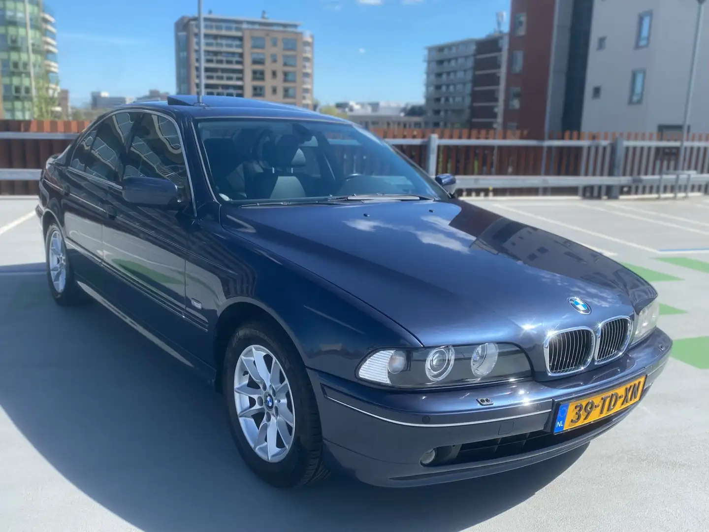 BMW 540 540i Blauw - 2