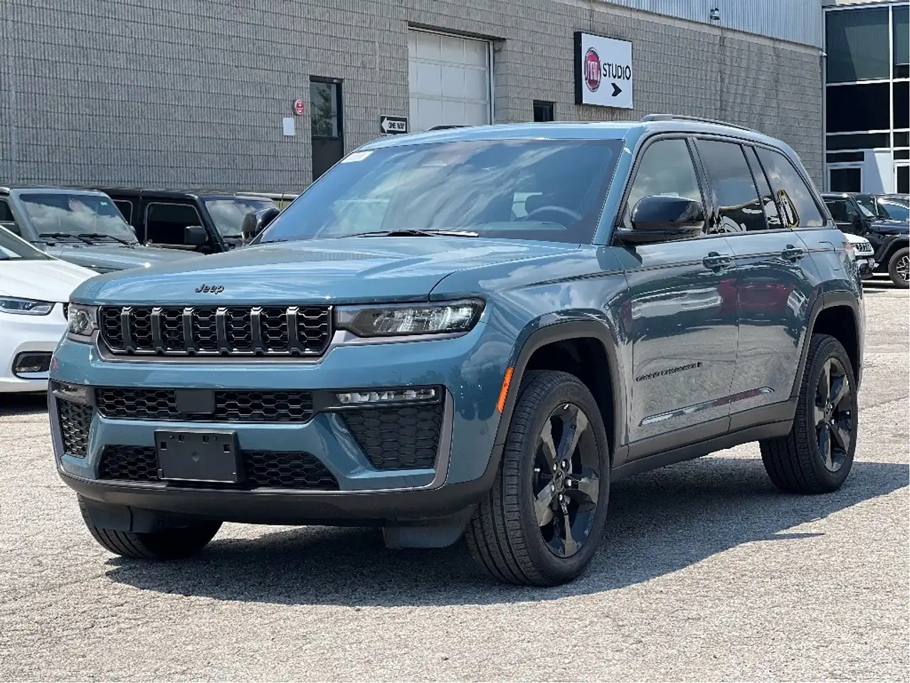 Jeep Grand Cherokee 2026 — фото 8