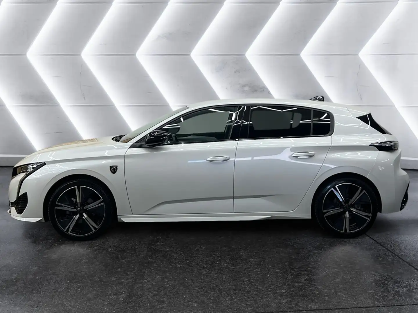 Peugeot 308 1.2 PureTech 130 ***GT*** Erstbesitz Weiß - 2