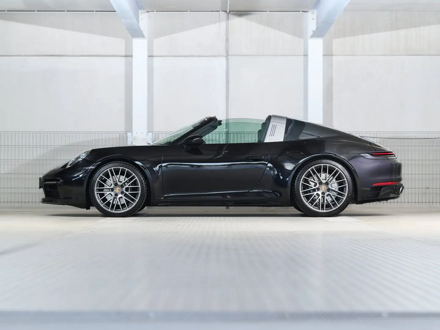 Porsche 911 Targa 4S Schwarz - 2