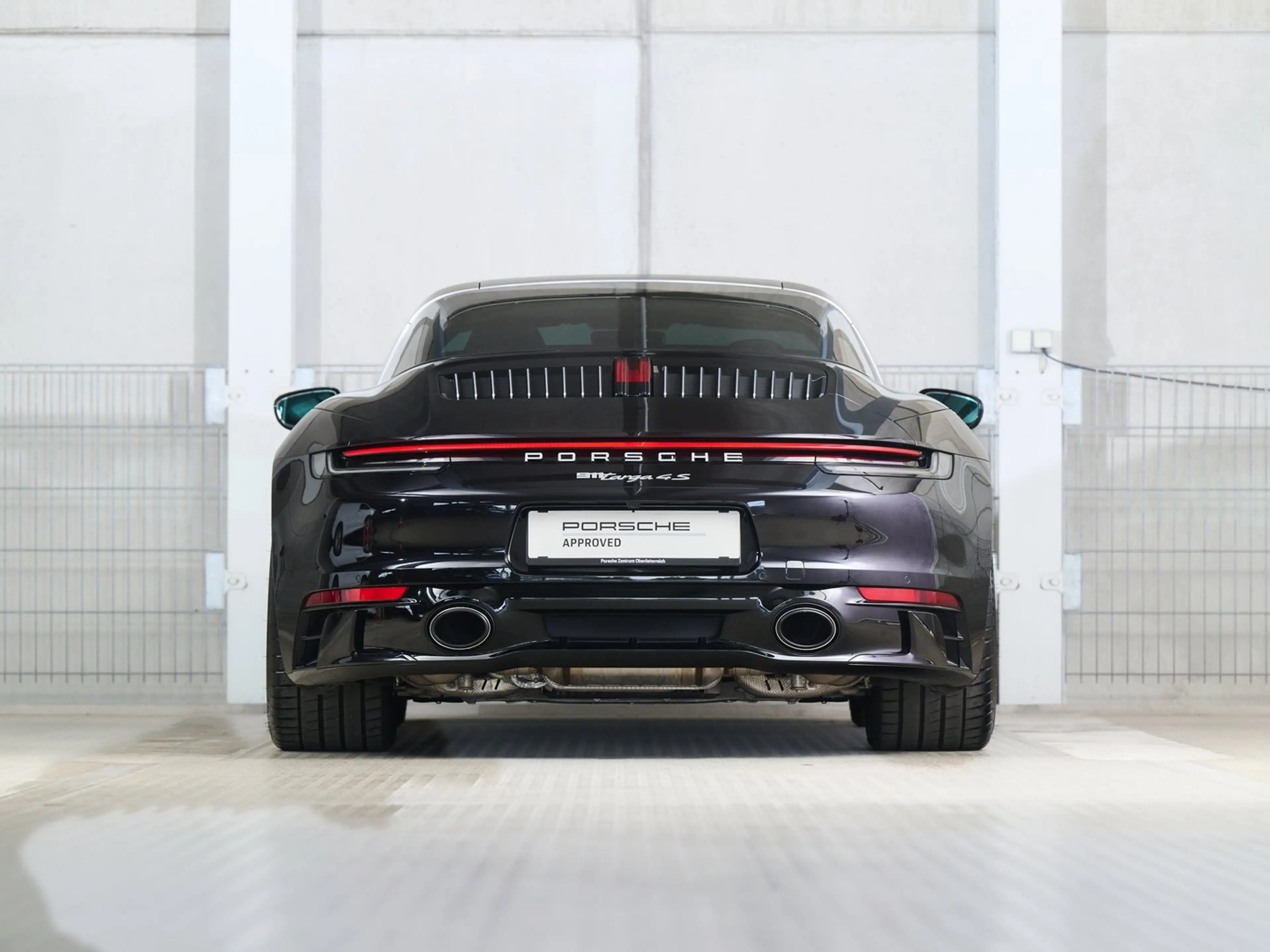 Porsche 911 Targa 4S — photo 6