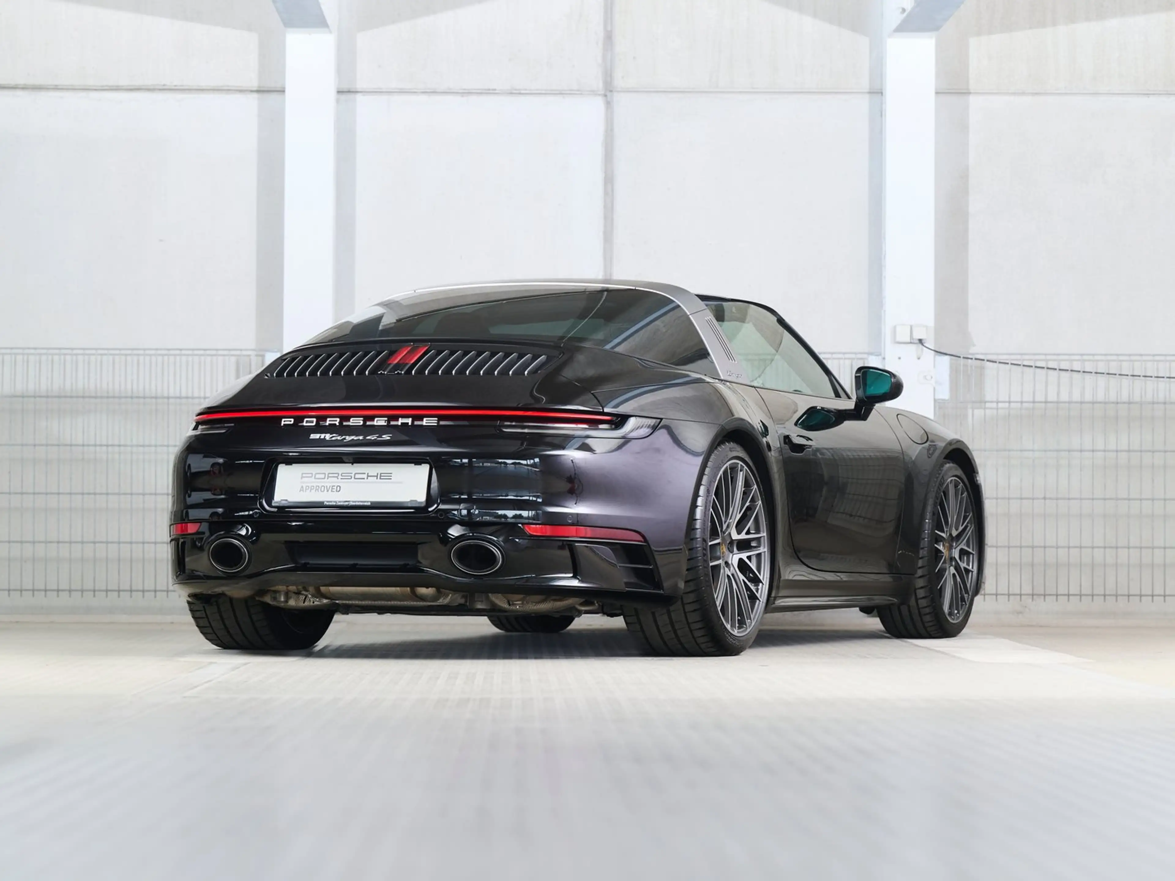 Porsche 911 Targa 4S — photo 4