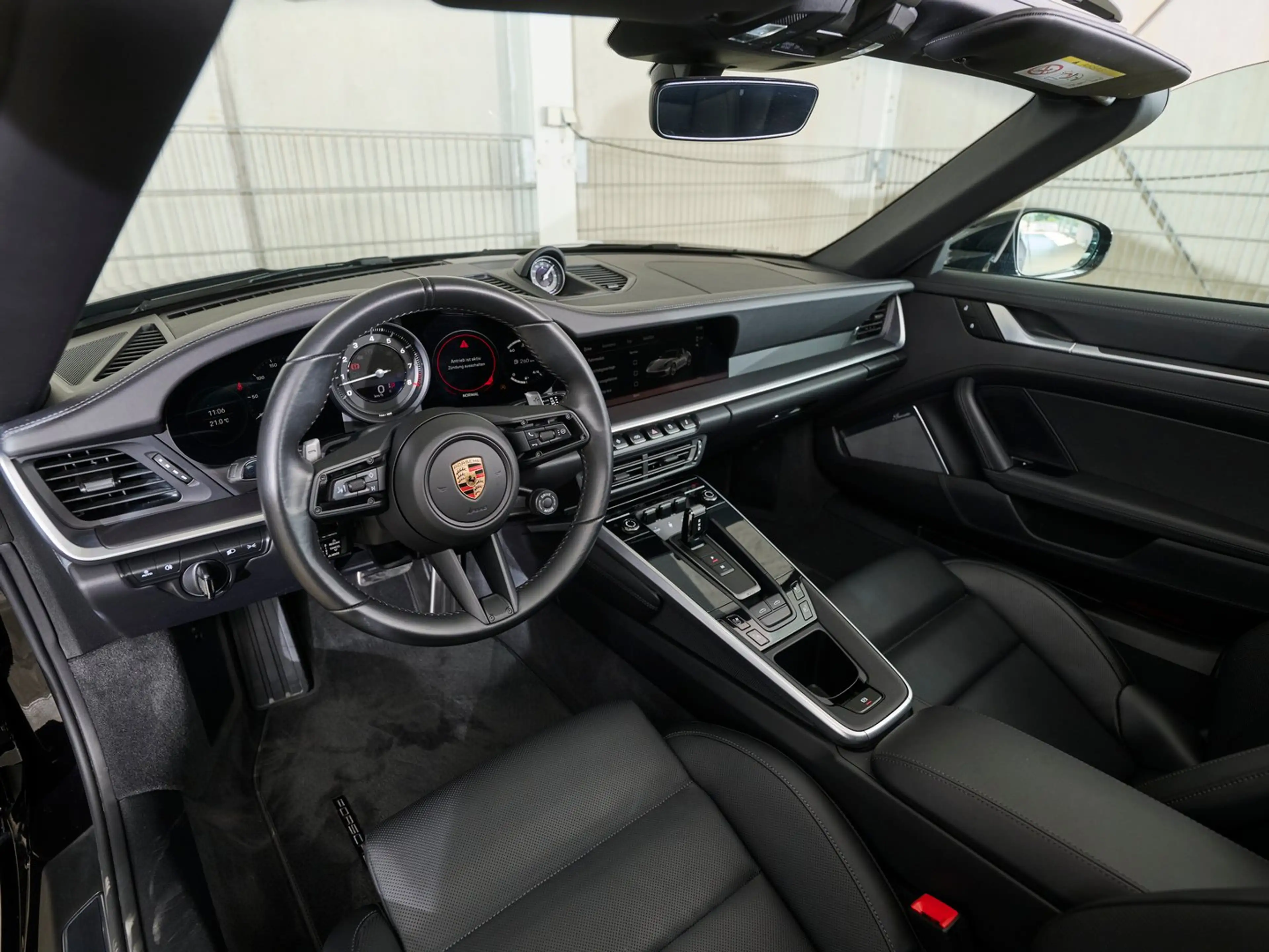 Porsche 911 Targa 4S — photo 15