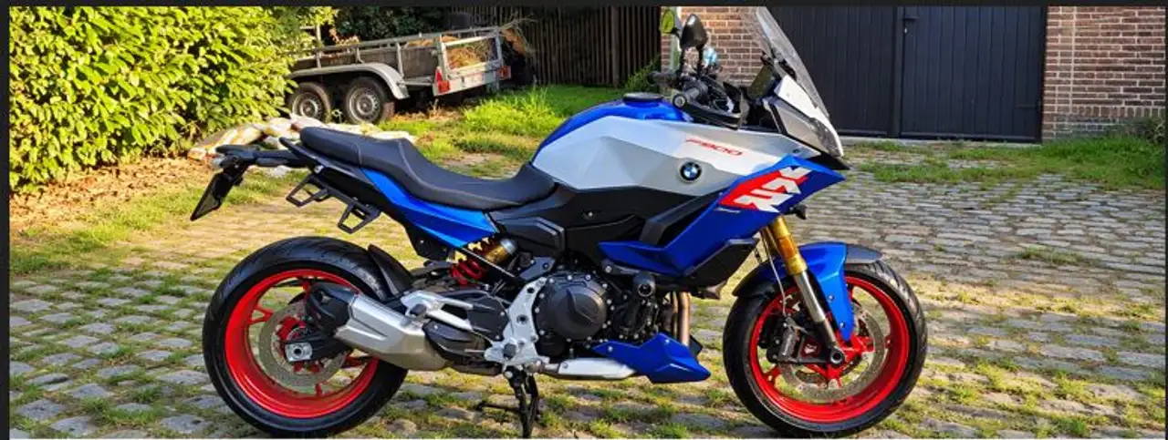 BMW F 900 XR
