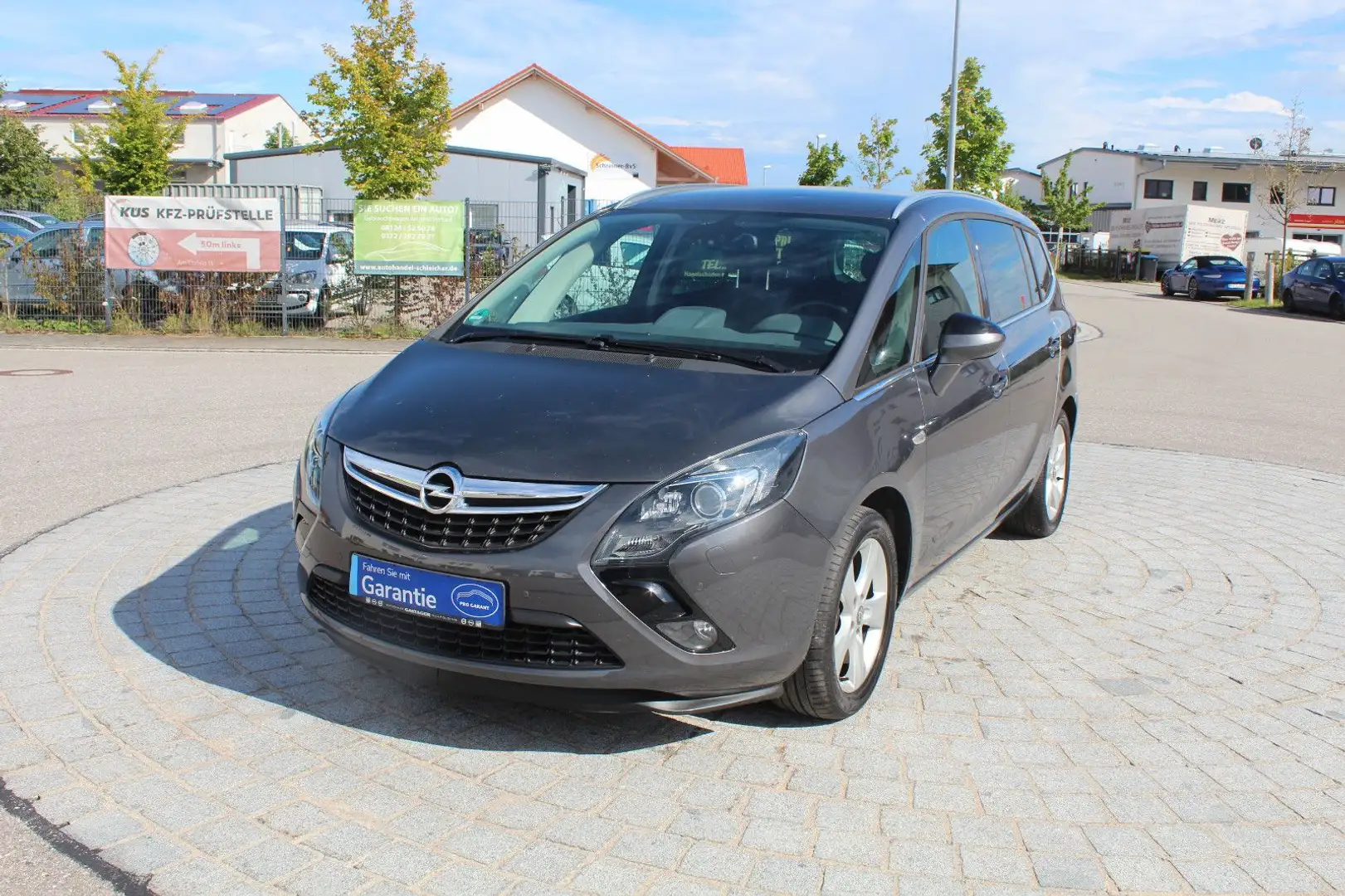 Opel Zafira C Tourer Innovation 2.Hd 7 Sitze Tüv neu Gris - 1