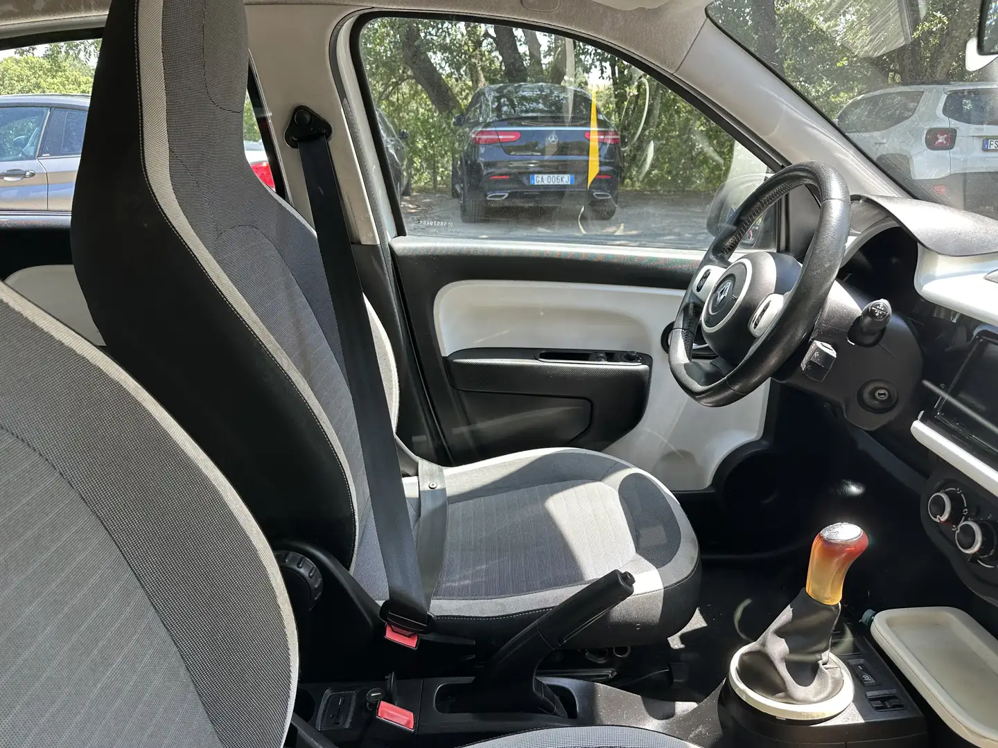 Renault Twingo 1.0 sce Live 70cv - 1