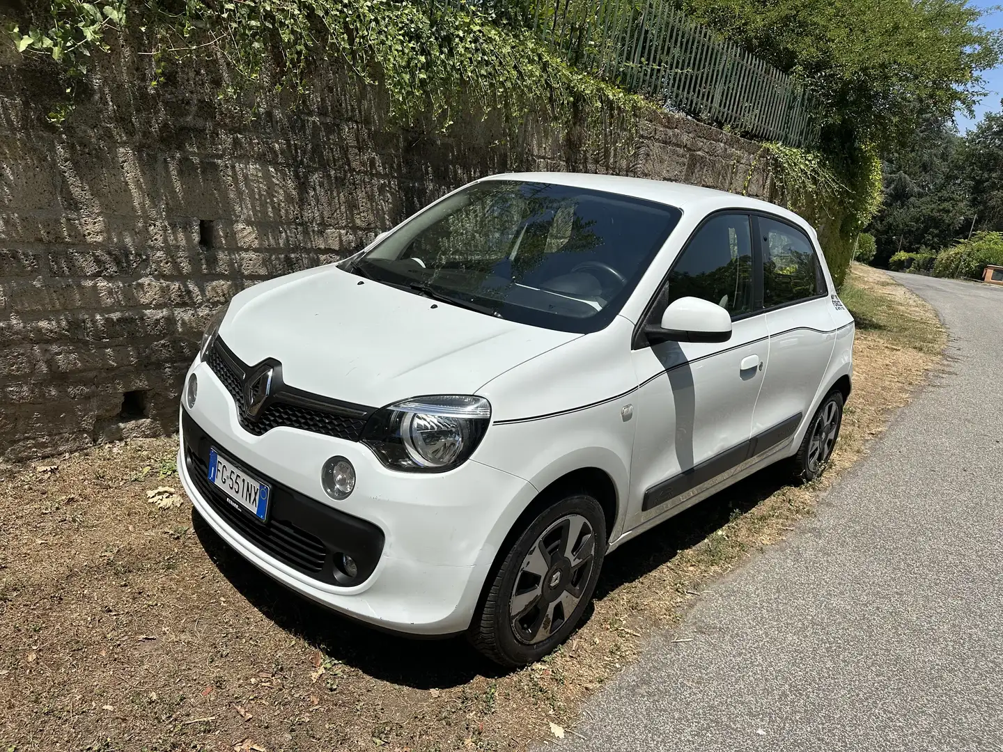 Renault Twingo 1.0 sce Live 70cv - 1