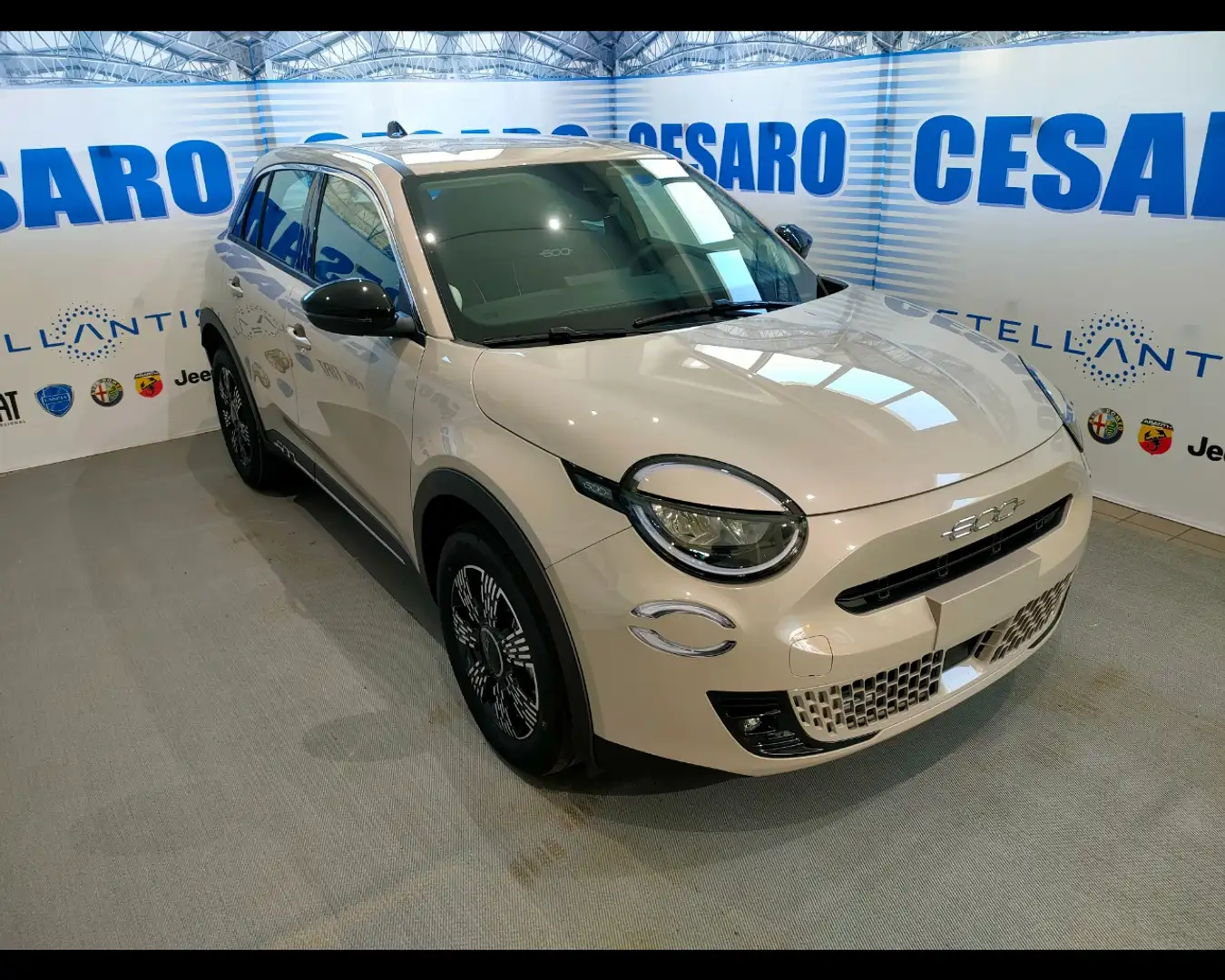 Fiat 600 1.2 Hybrid Bronzo - 1