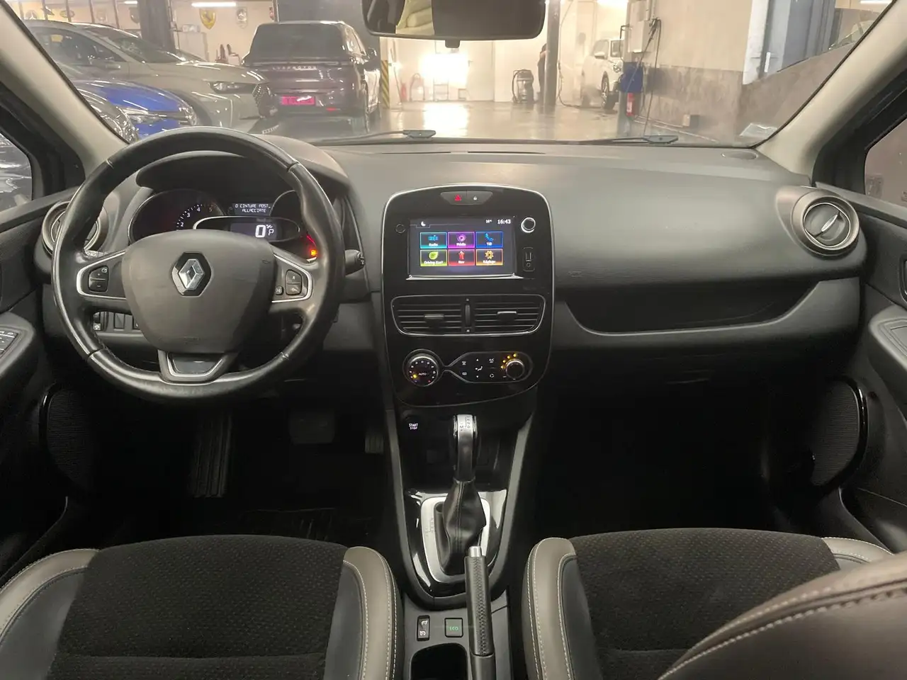 Renault Clio Clio Grandtour — photo 39