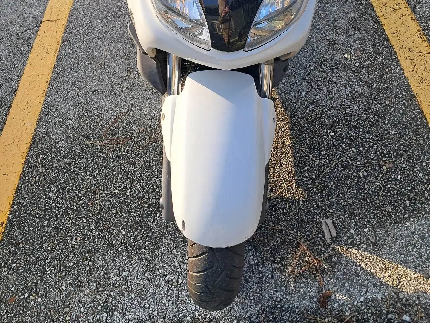 Yamaha X-Max 250 White - 2