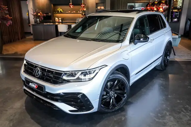 Volkswagen Tiguan view 8