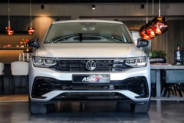 Volkswagen Tiguan view 30