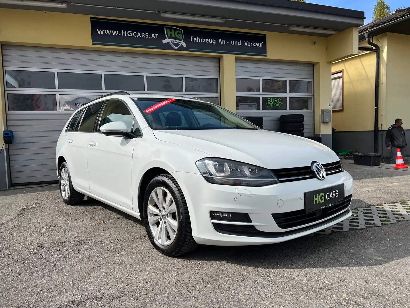 Volkswagen Golf Variant Comfortline*ACC*AHK*NAVI*Xenon*209.000 Kilometer* Weiß - 2