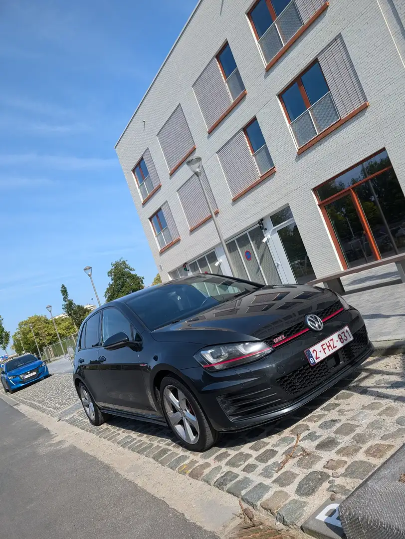 Volkswagen Golf GTI 2.0 TSI Performance DSG - 2