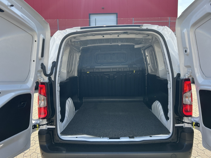Peugeot Partner L1+ BlueHDi 130 EAT8 — photo 5