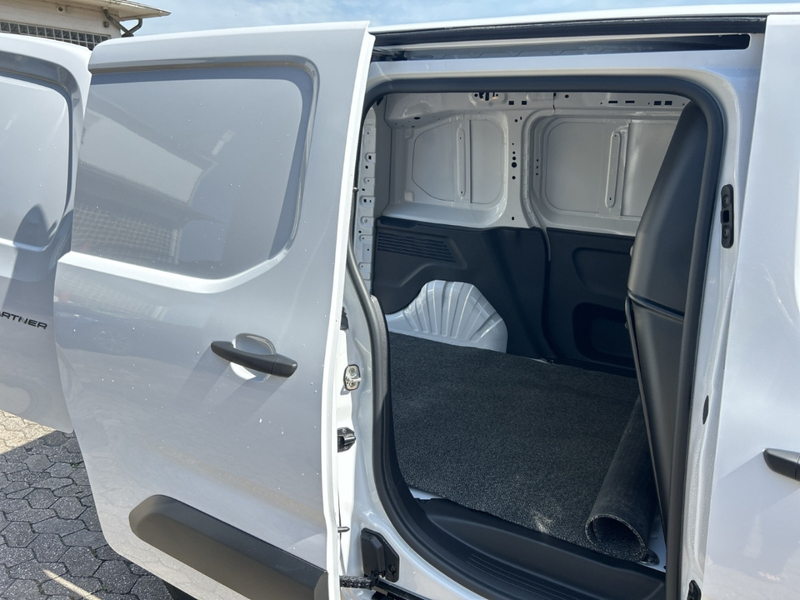 Peugeot Partner L1+ BlueHDi 130 EAT8 — photo 8