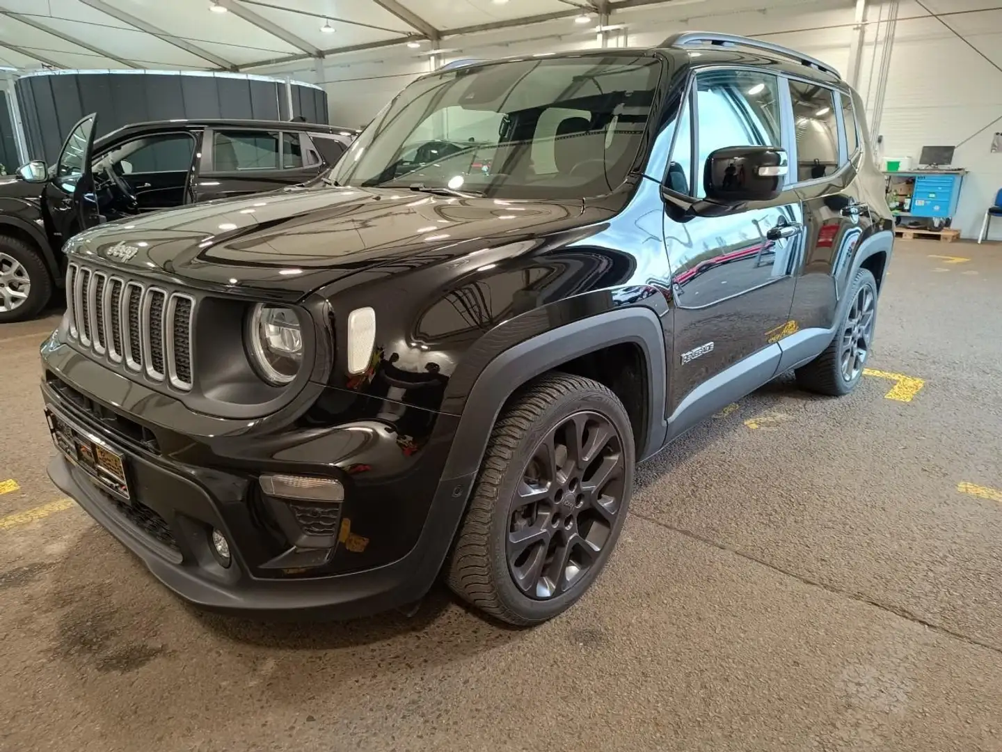 Jeep Renegade 1.5 MultiAir Longitude *Matrix+2xKlima* Schwarz - 2