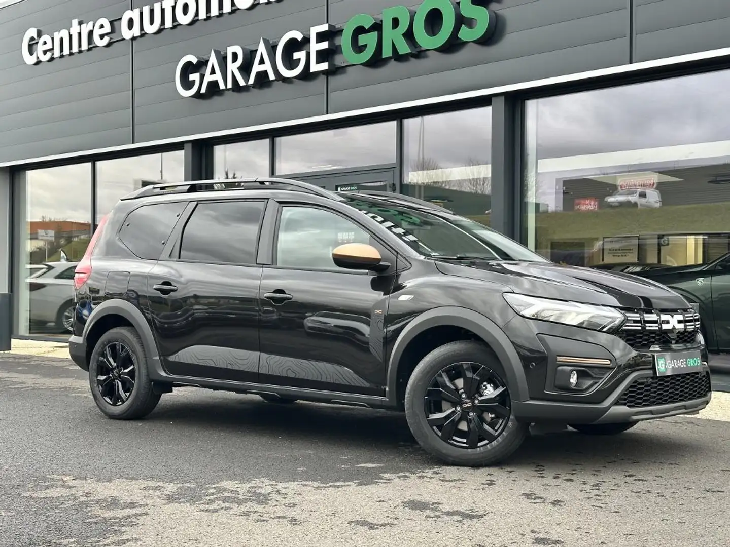 Dacia Jogger ECO-G 100 7 places GSR2 Extreme + Noir - 1