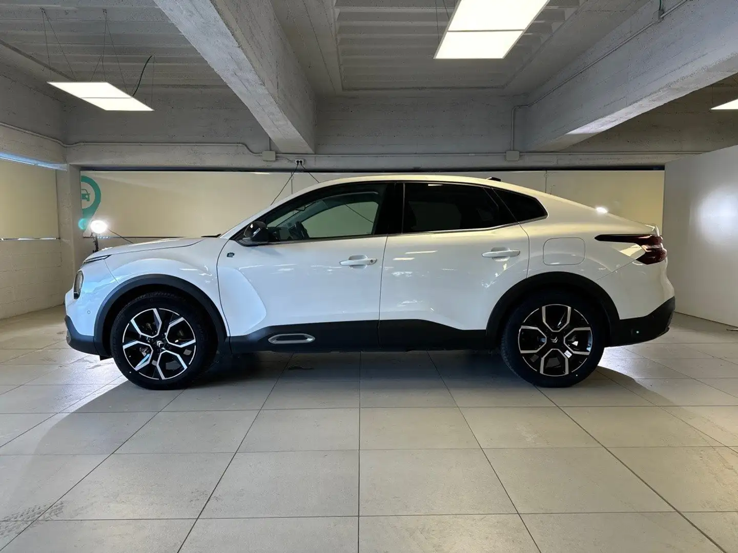 Citroen C4 X 100kW E Shine 50kWh Blanco - 2